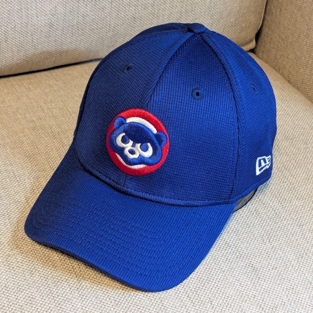 Chicago Cubs New Era 39 Thirty‎ MLB Cap Hat - fitted Size Medium/Large - "Cub"